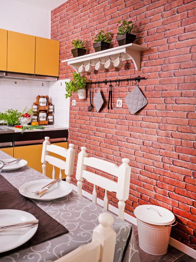 Apartmani Maretimo プリモシュテン エクステリア 写真